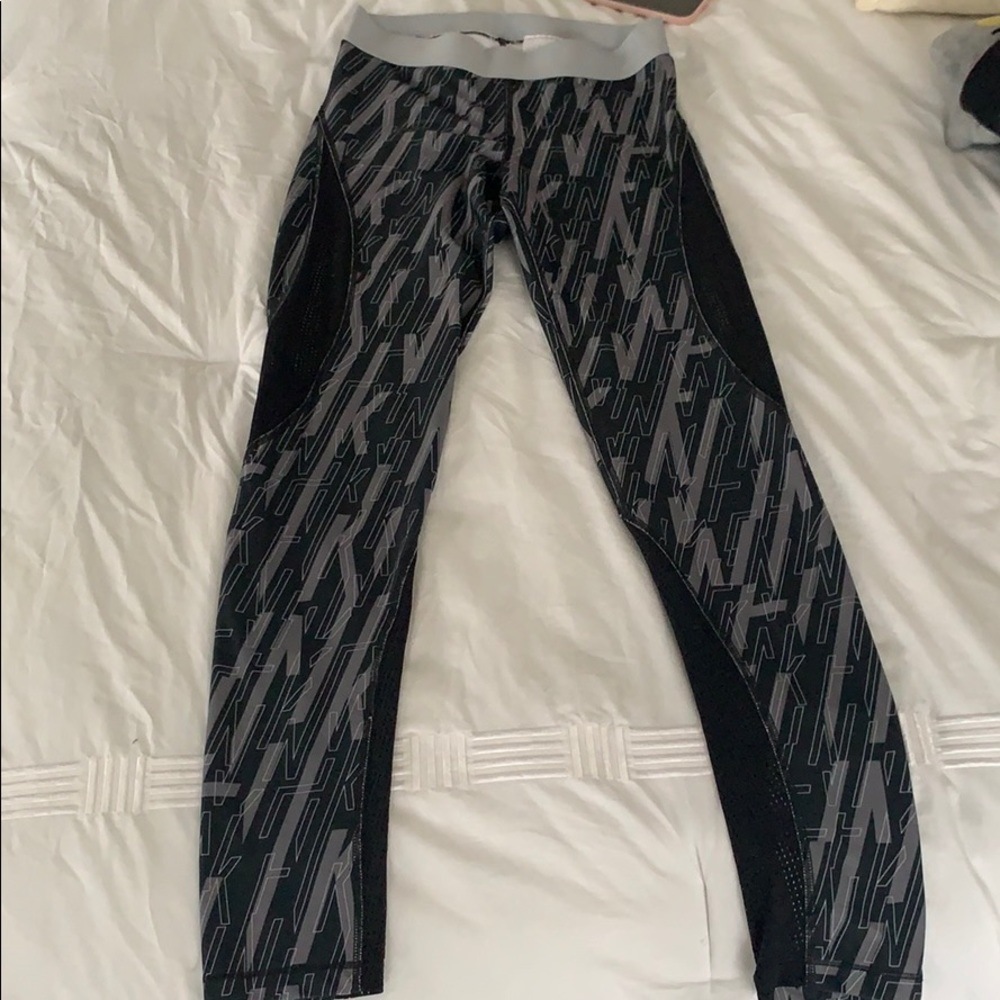 Nike Pro Leggings Small